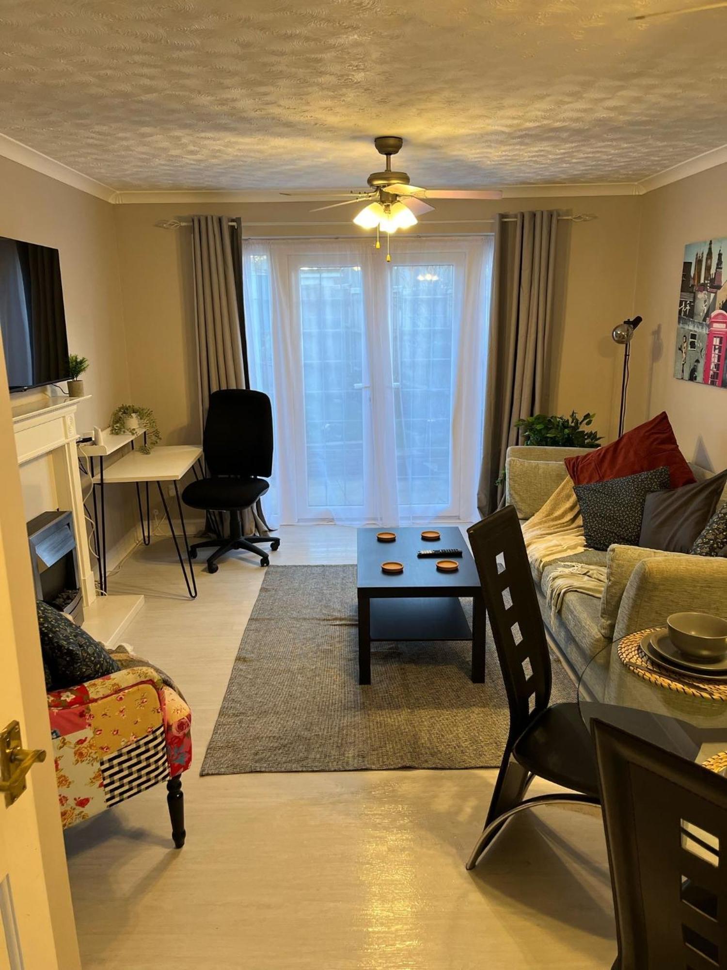 Cosy Corner - 2 Beds, Free Parking, Next To Southampton General Hospital Villa Bagian luar foto