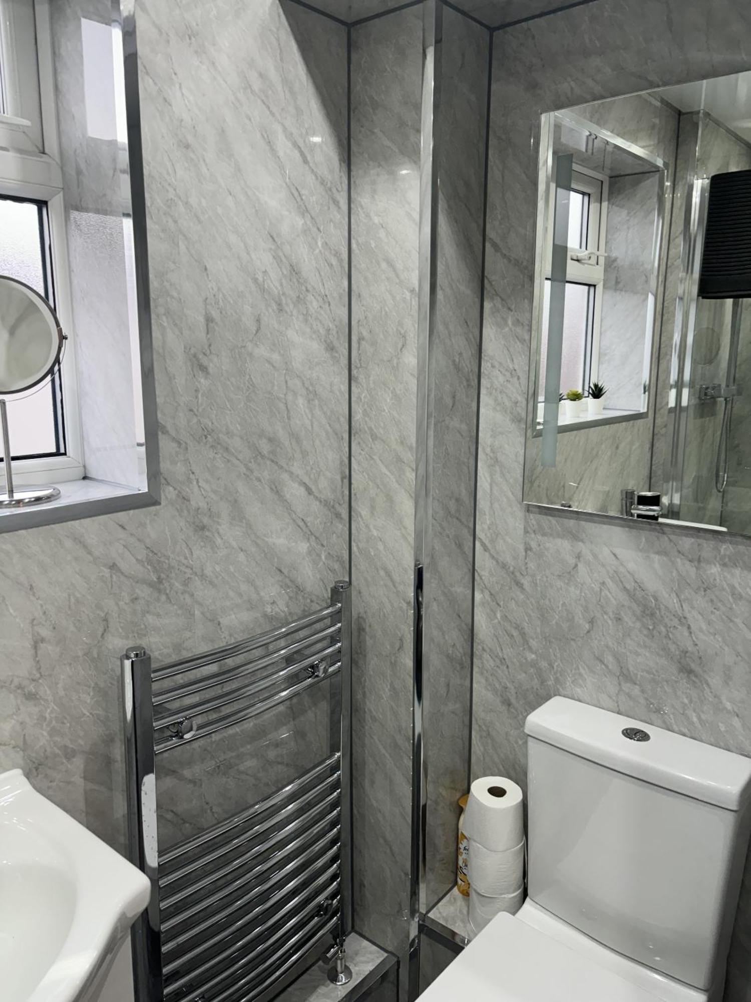 Cosy Corner - 2 Beds, Free Parking, Next To Southampton General Hospital Villa Ruang foto